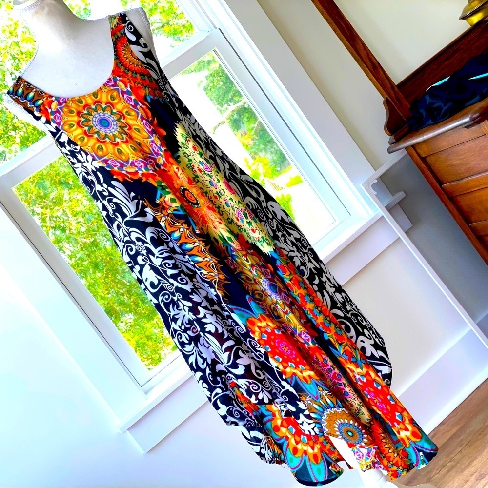 7 Island // Beach Party Dress 100% Rayon Sleeveless multi-patterned